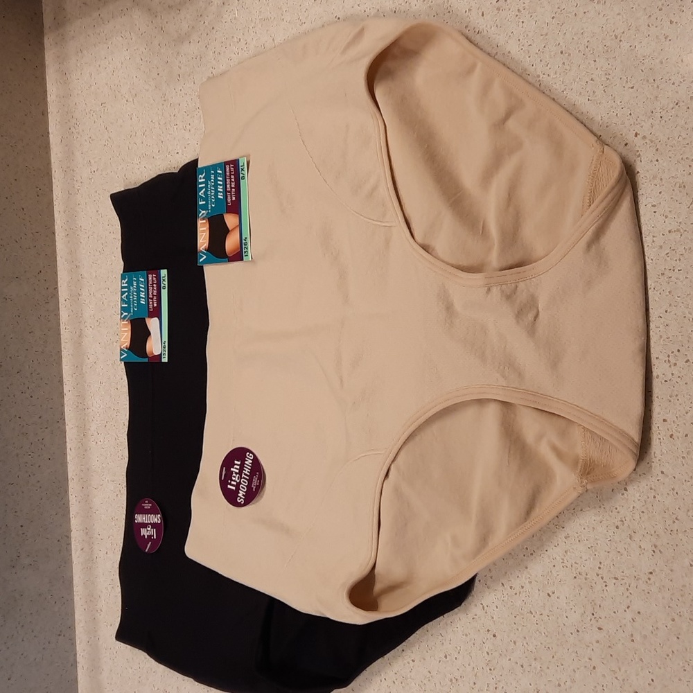 Vanity Fair smoothing comfort briefs